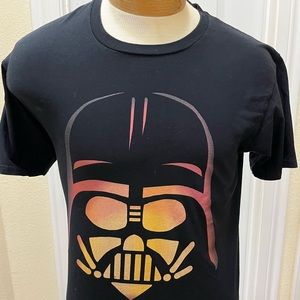Star wars Darth vader halloween graphic t-shirt, Size Medium